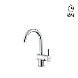 حنفية المياه في المطبخ